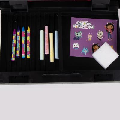 Teikniborð með litum og krítum - Gabby's Dollhouse