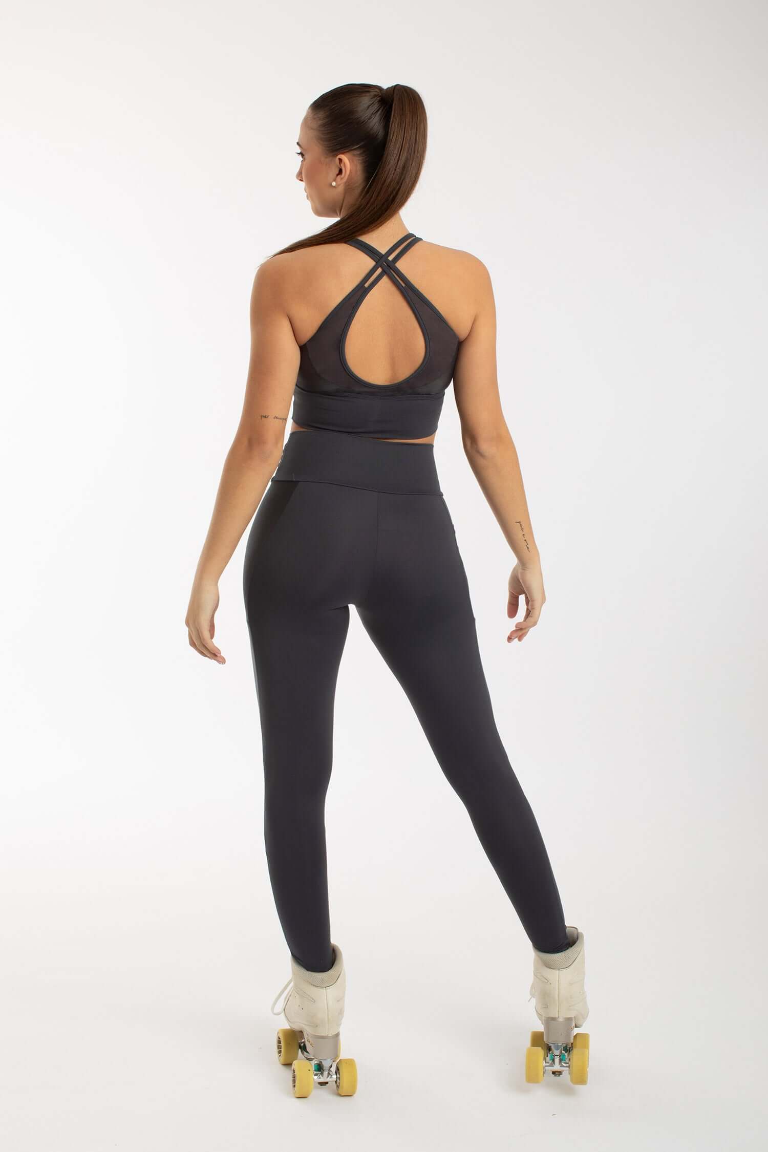 Sport toppur svartur 6631- Intermezzo