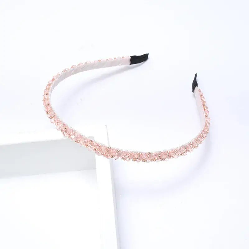 Hárspöng með steinum