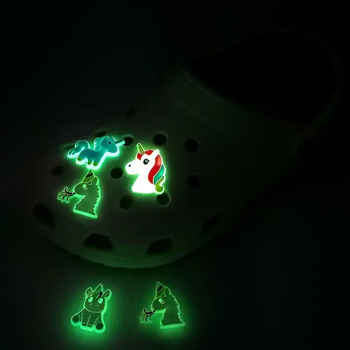 Crocs skraut - Einhyrningur - glow in the dark 1 stk.