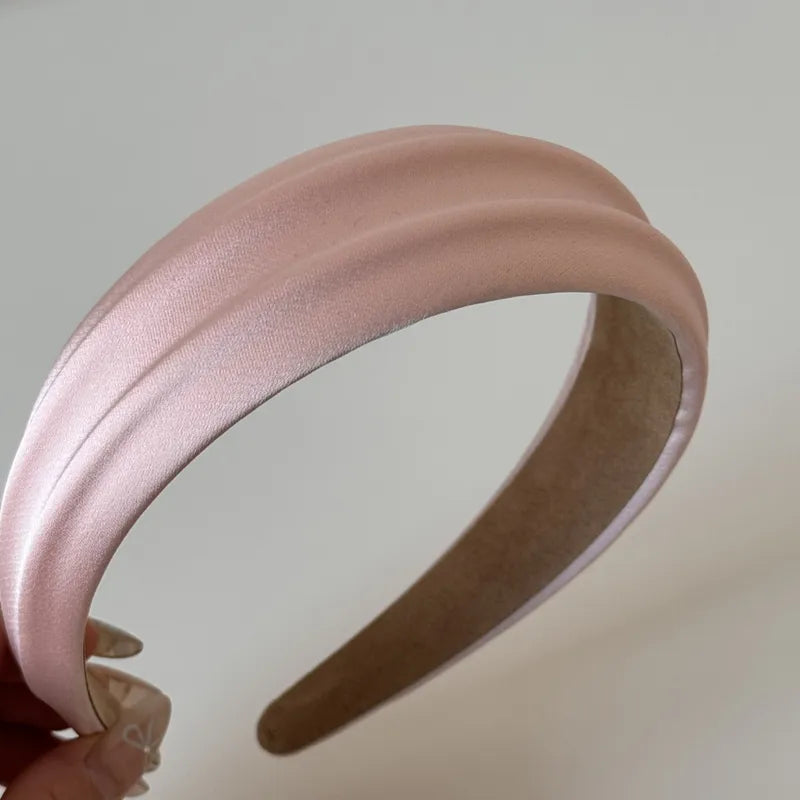 Hárspöng breið satin