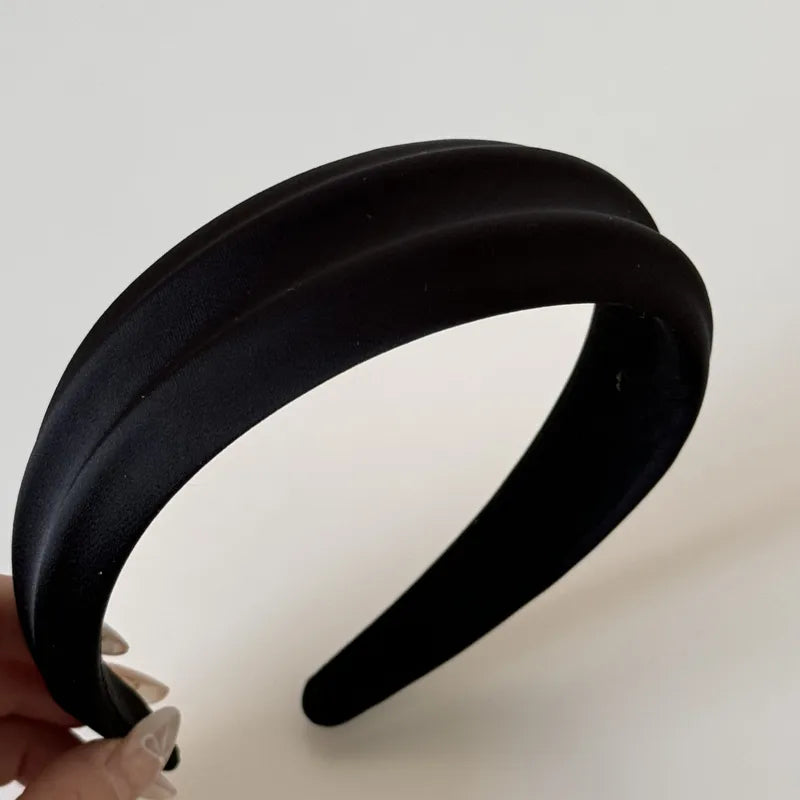 Hárspöng breið satin