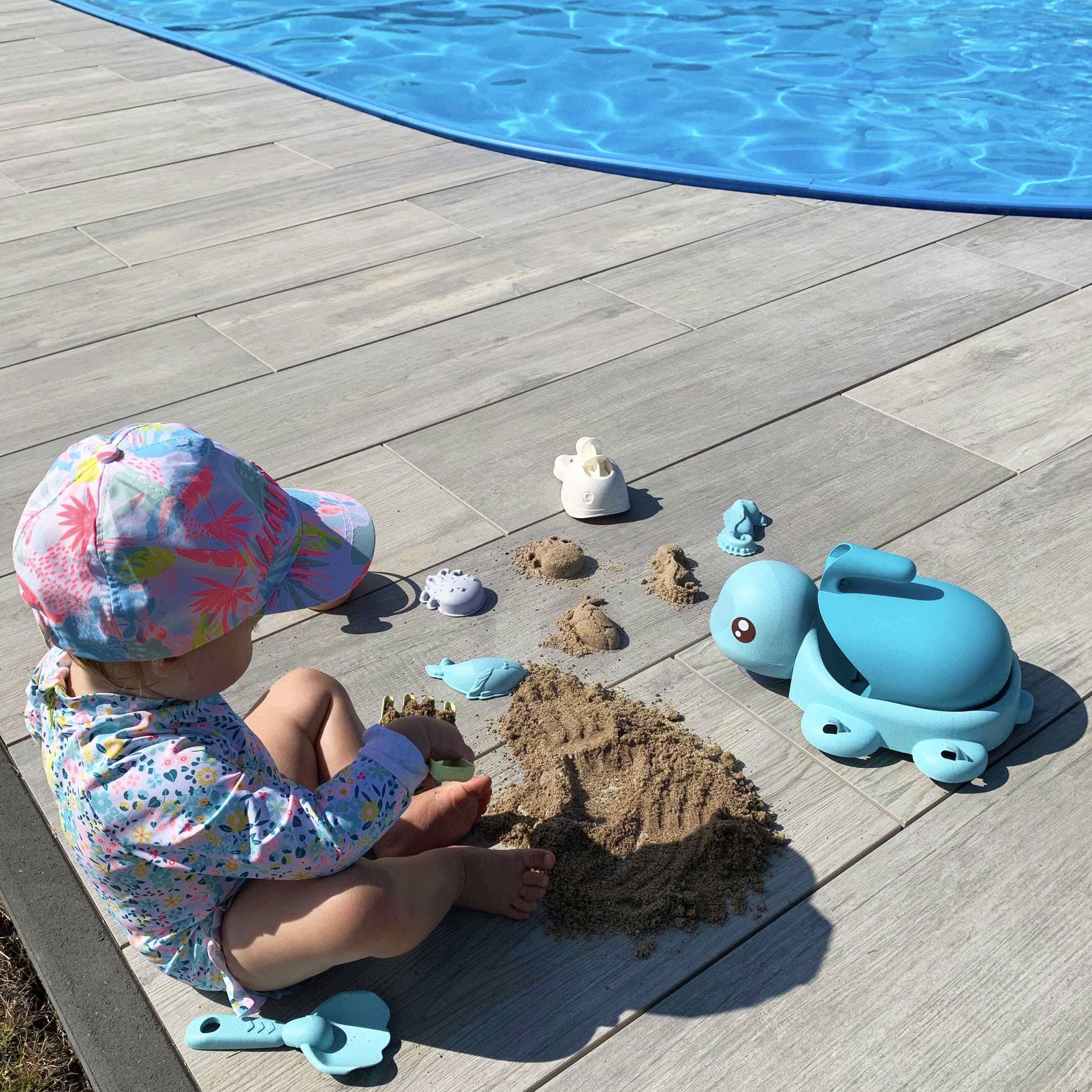 WOOPIE GREEN 2-in-1 Turtle Sand and Bath Set, 8 pieces, BIODEGRADAB