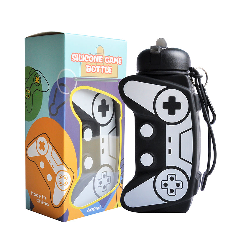 Vatnsbrúsi Game over svartur og hvítur 600 ml