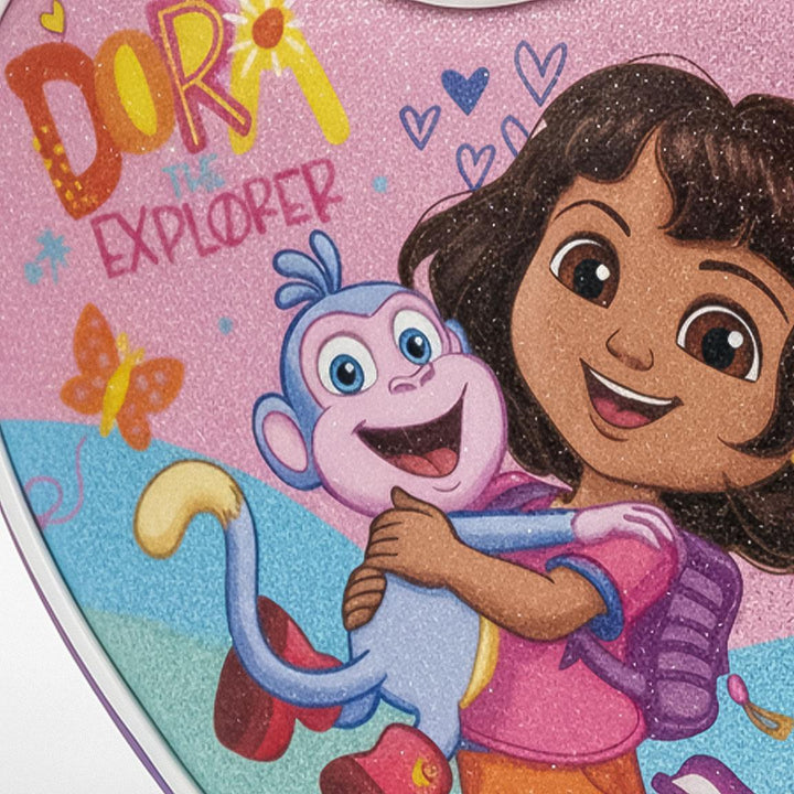 Dora hjartataska — Dora og Boots nærmynd