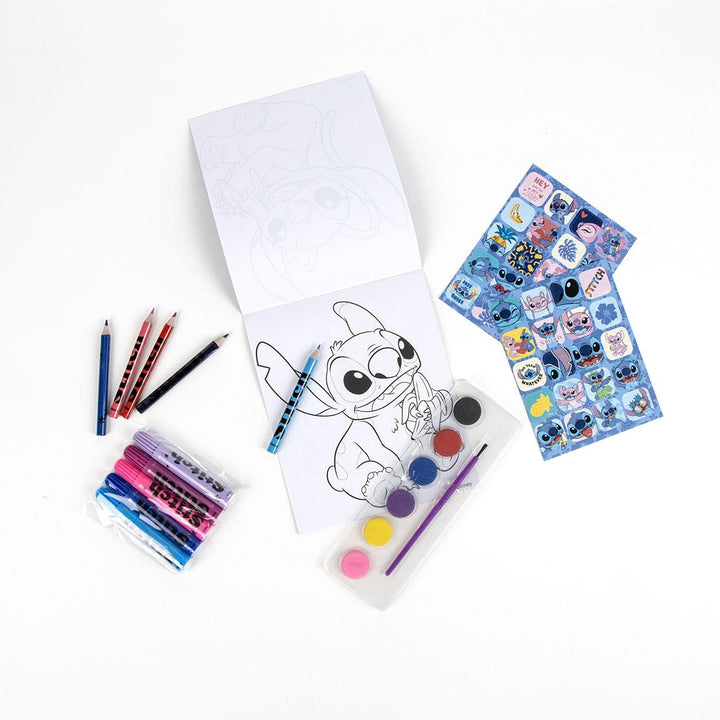 Stitch bakpoki með litasetti og límmiðum