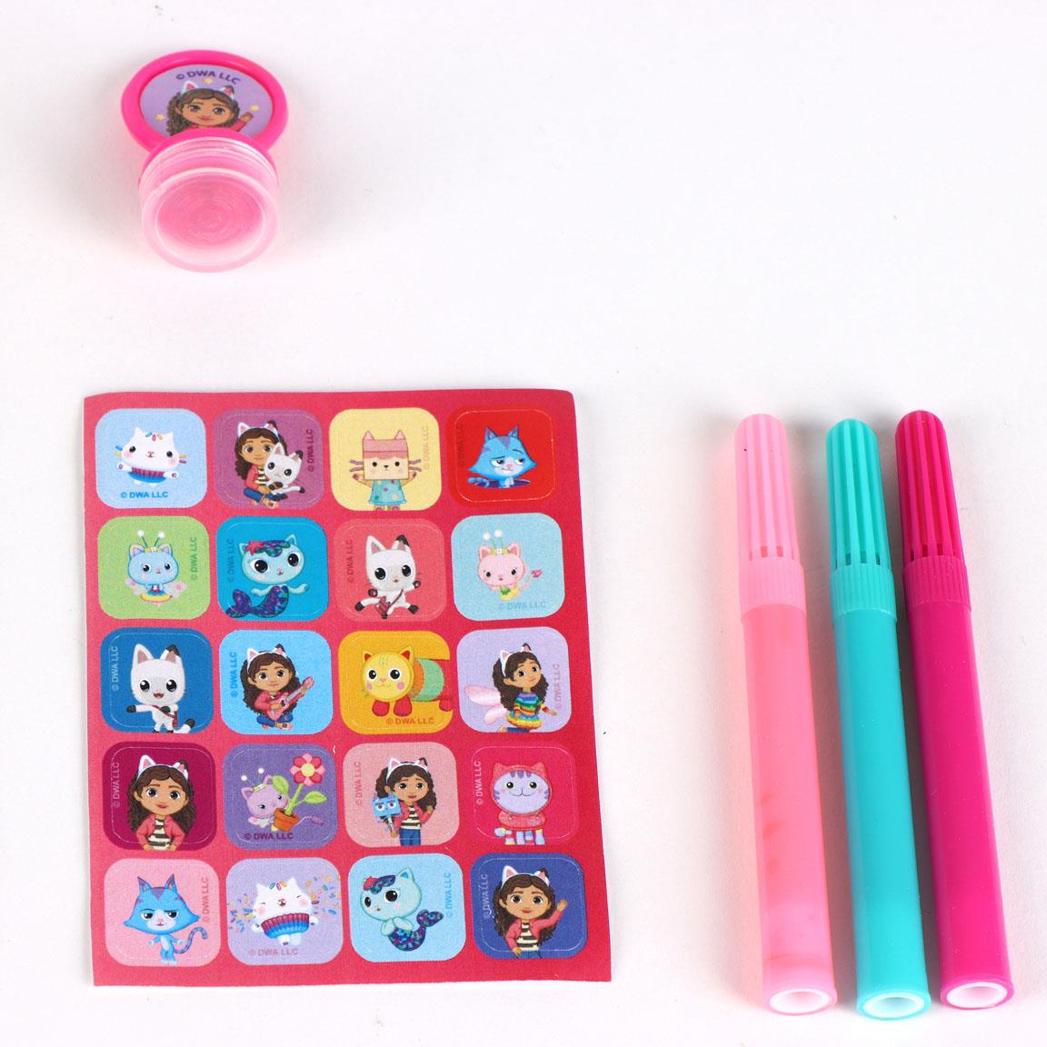 Litabók, litir og límmiðar - Gabby Dollehouse