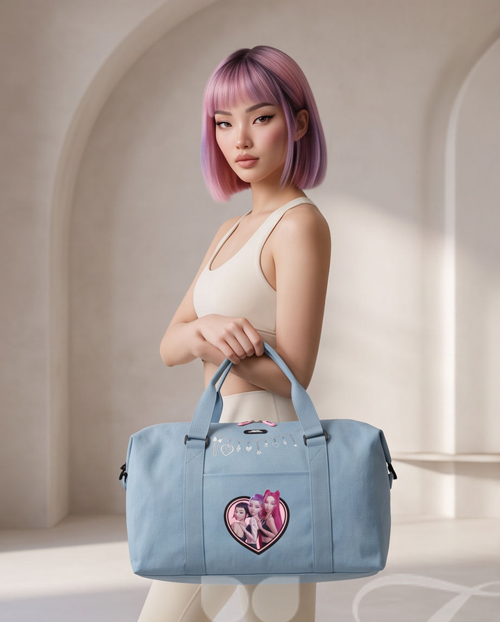 K-pop Demon Hunters Denim Dreams ferða/íþróttataska 50 cm