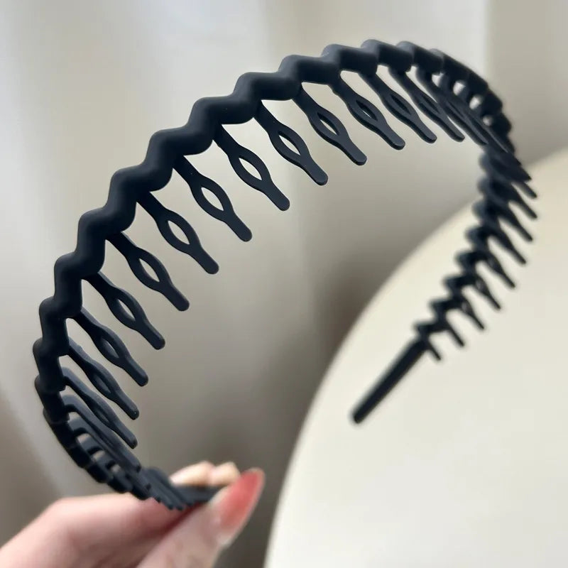 Hárspöng með kamb í þremur litum