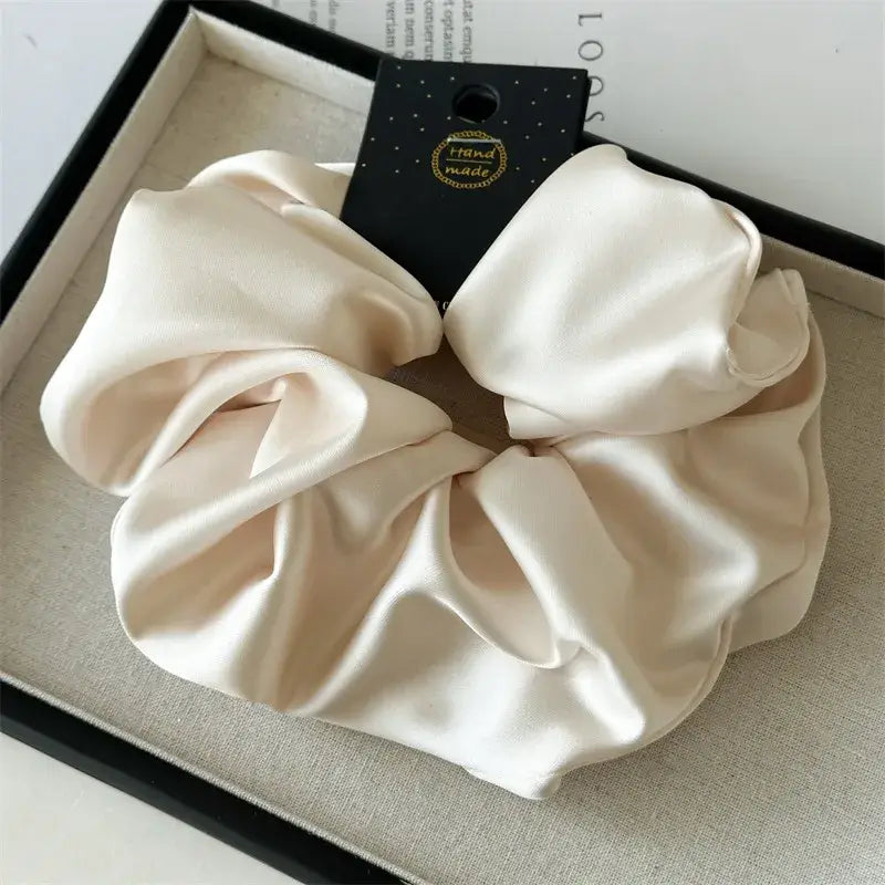 Hárteygjur - Satin - nokkrir litir, elegant handunnin satin hárband með einfaldri solid color hönnun fyrir konur í boxi