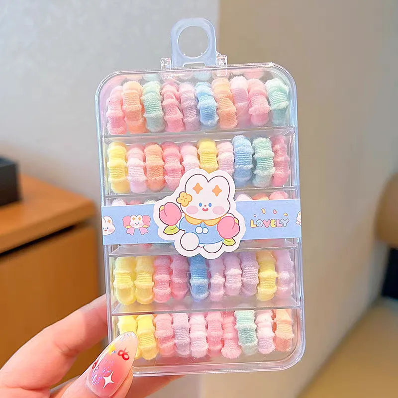 Litlar hárteygjur fyrir börn – 50 stk. í gjafakassa