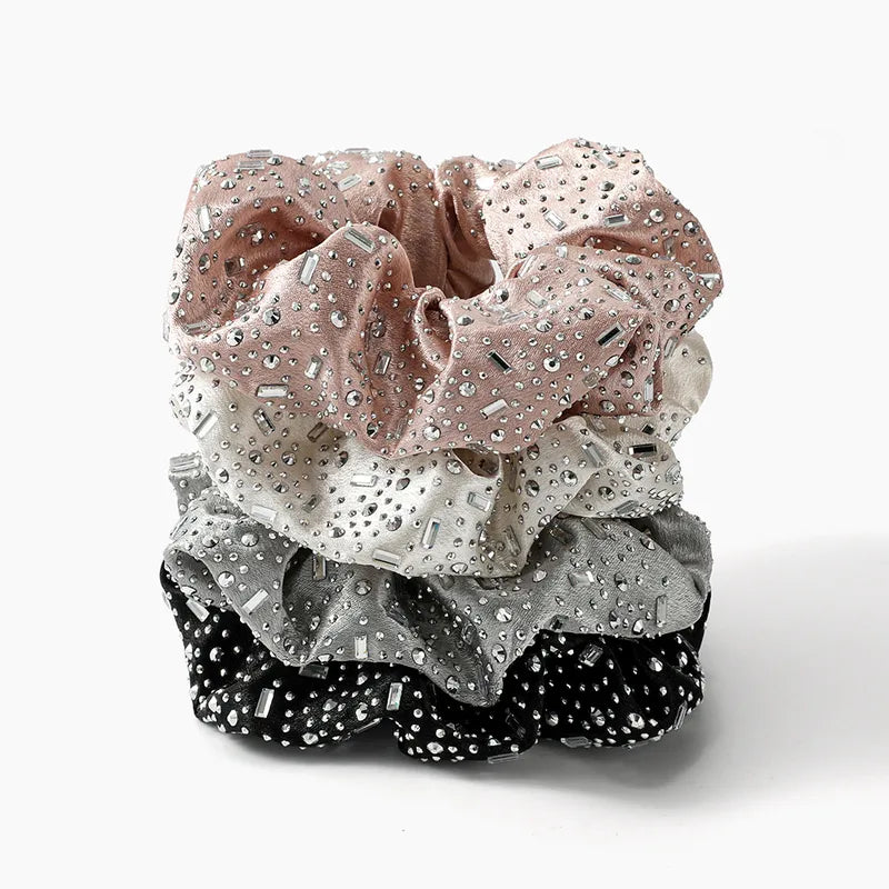 Hárteygjur með steinum