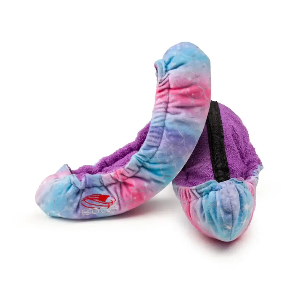 Skautahlífar Hafmeyju - EDEA with colorful velvet wave pattern protecting skate blades.