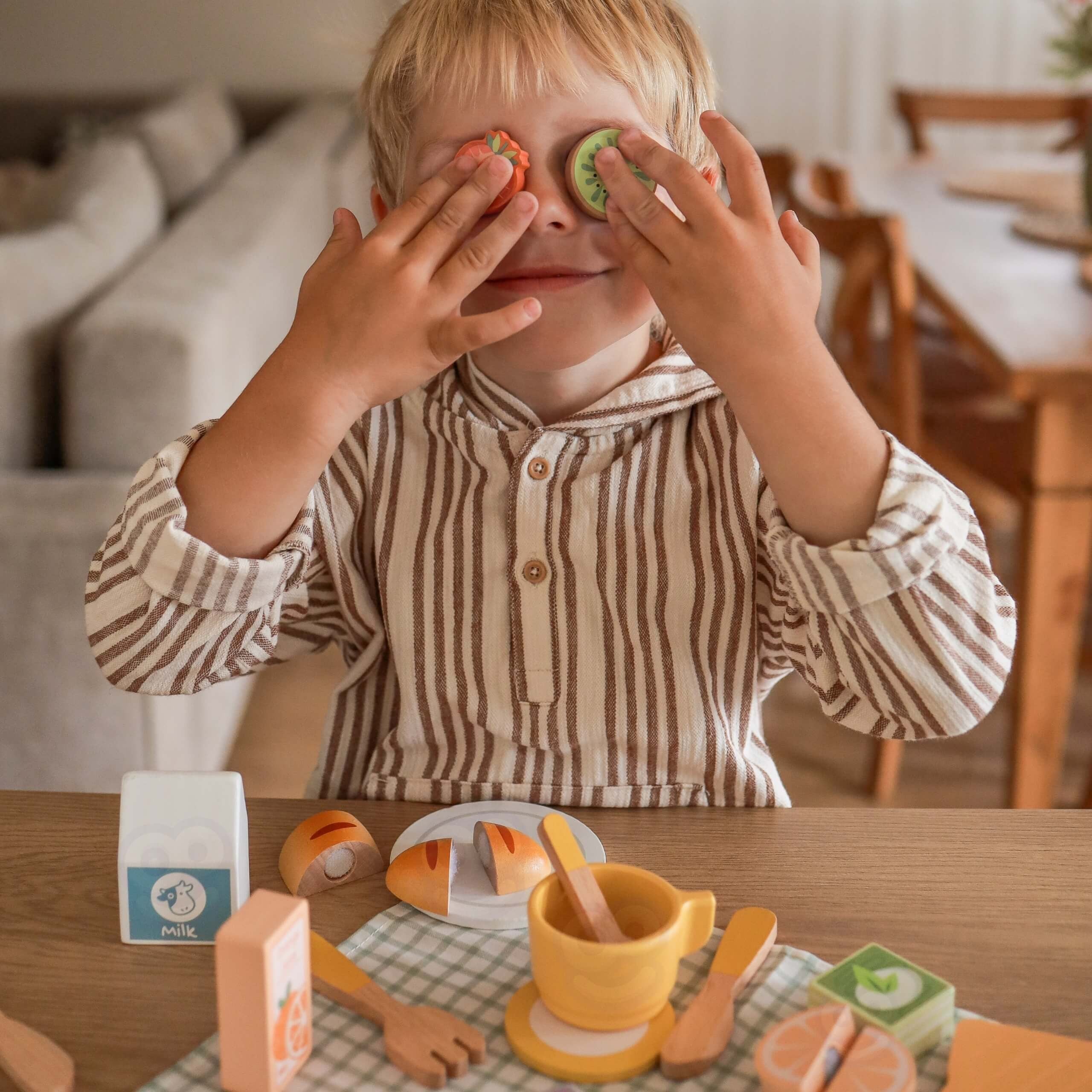 TOOKY TOY Lautarverðarsett — Matarskurður með Velcro