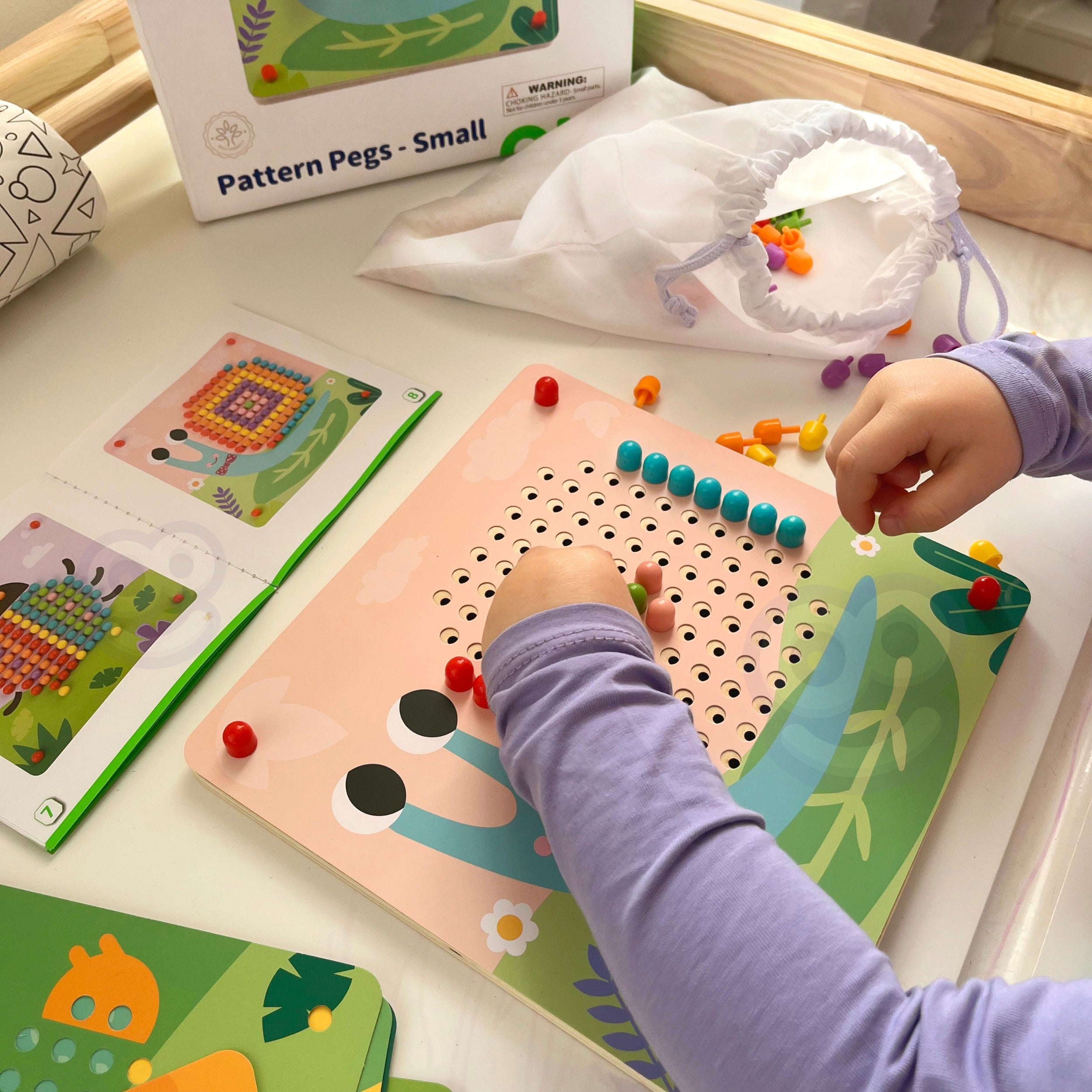 TOOKY TOY Púsl með Pinnum og Klifurkönglum
