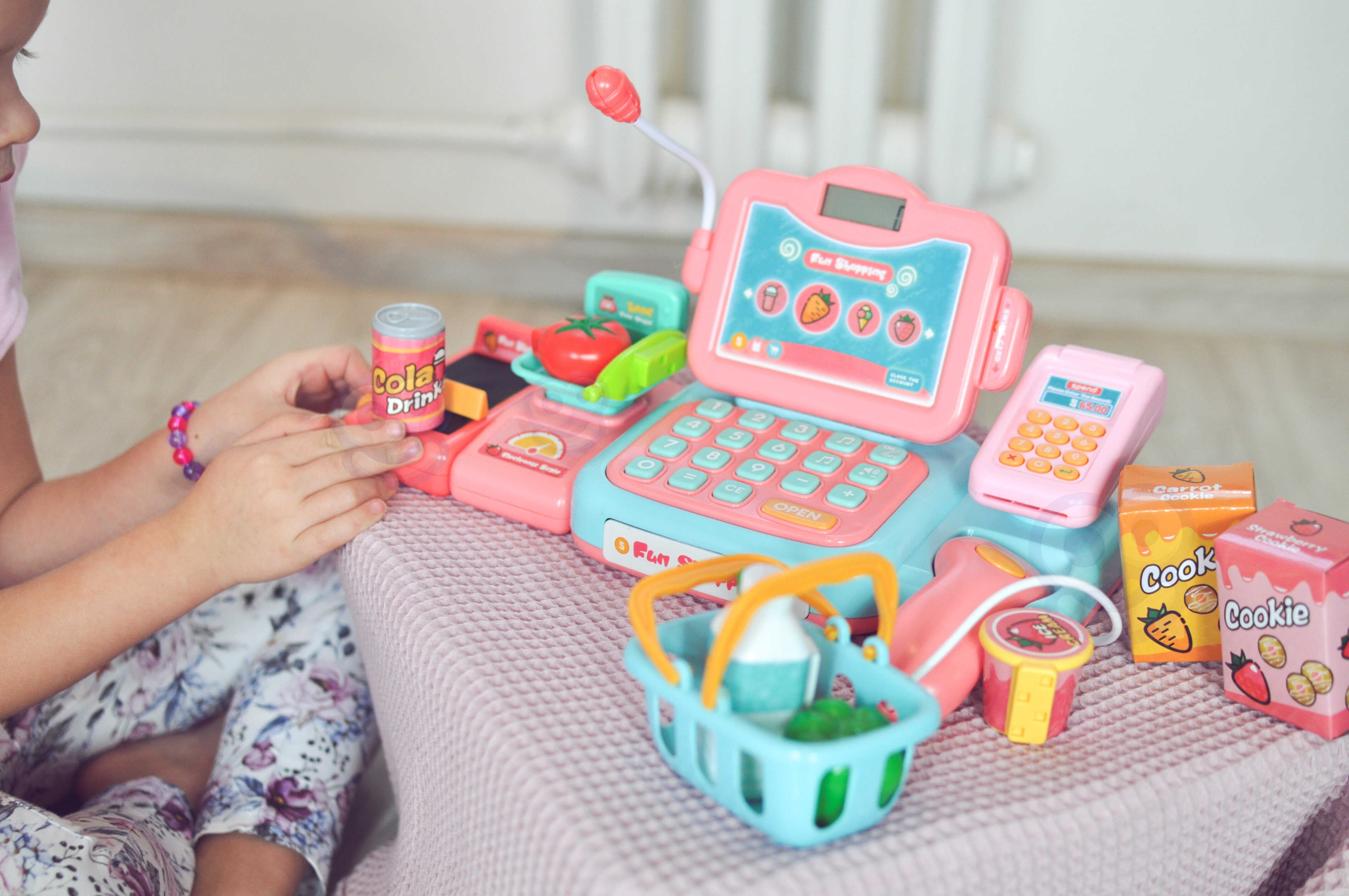 WOOPIE Cash Register For Kids Scanner Scale Microphone + 24 Acc.