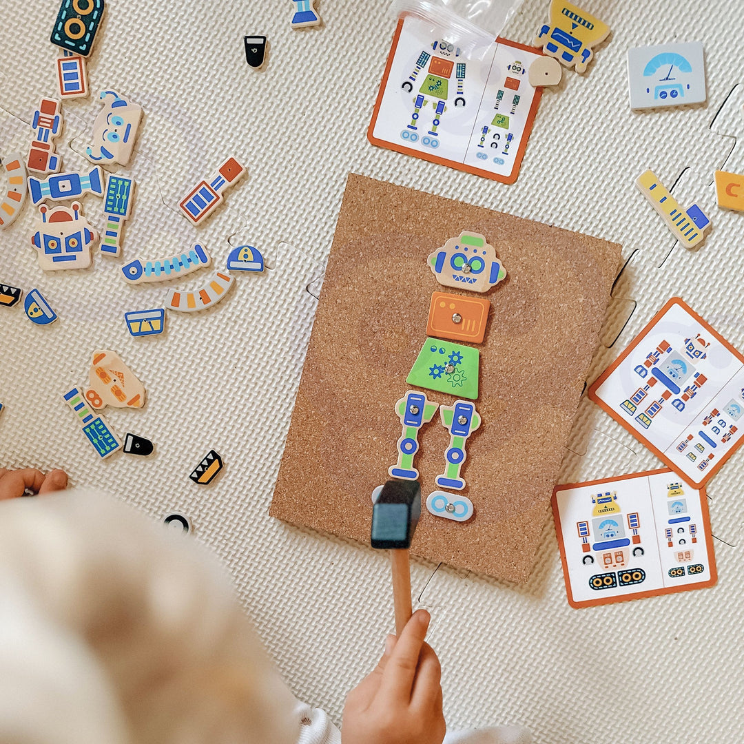 VIGA Róbótasmiðja — 45 stk Montessori tréhamar og korkborð