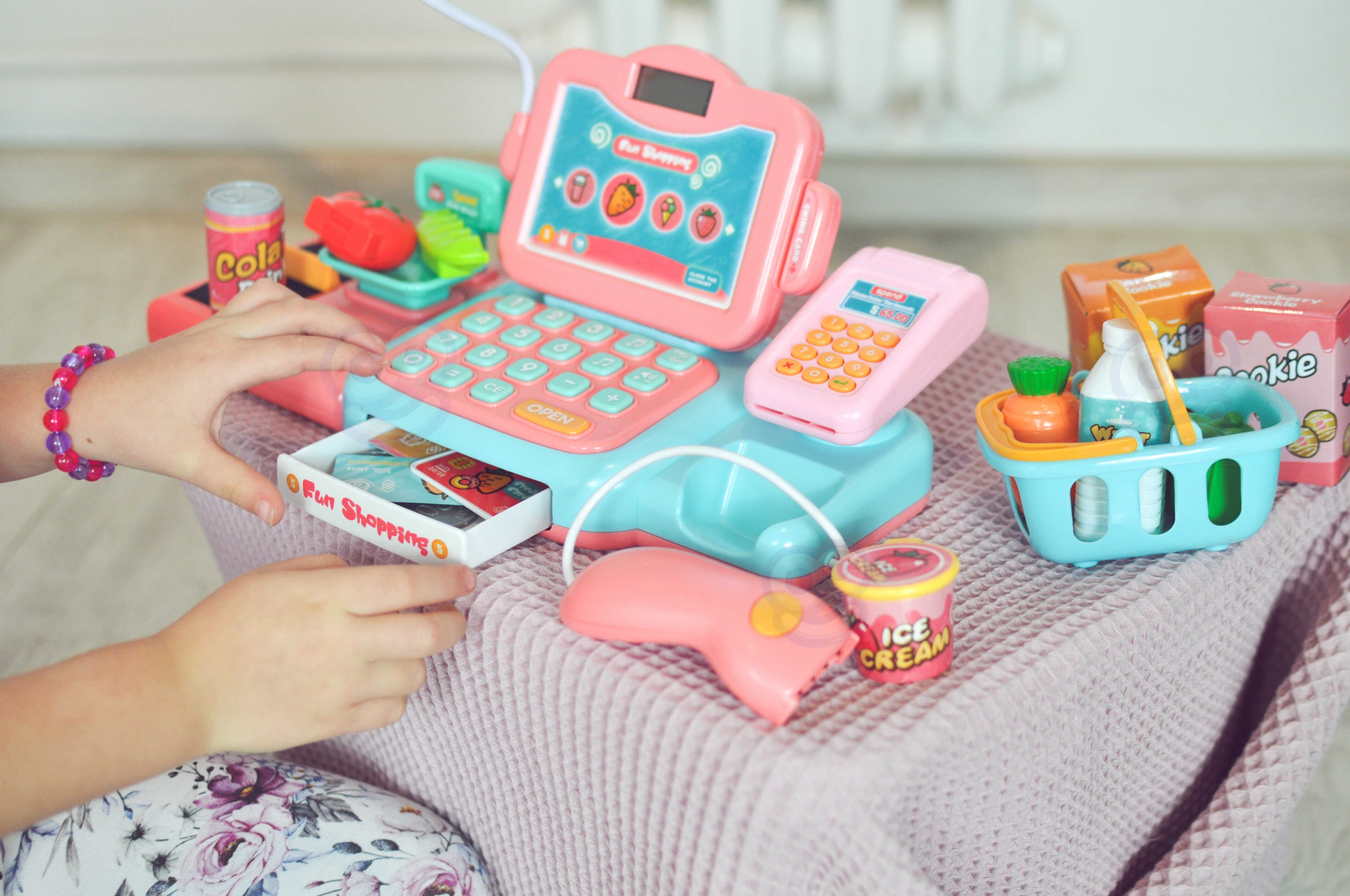 WOOPIE Cash Register For Kids Scanner Scale Microphone + 24 Acc.
